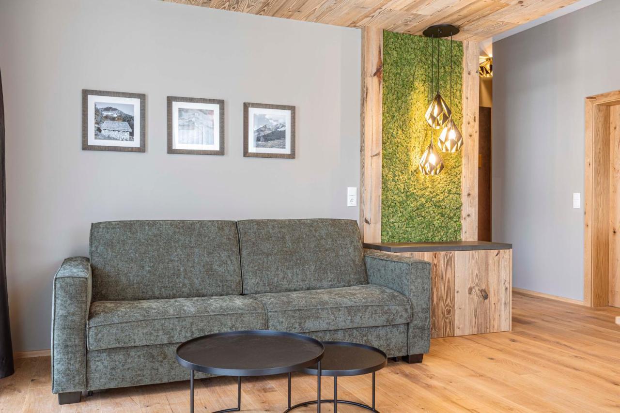 Zillertal Suites Fuegen By Alps Resorts 外观 照片